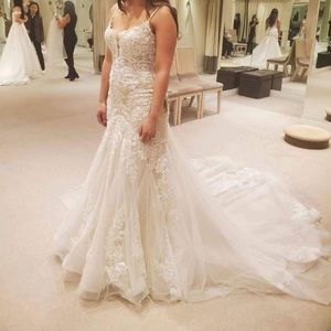 Essenes of Australia Wedding dress